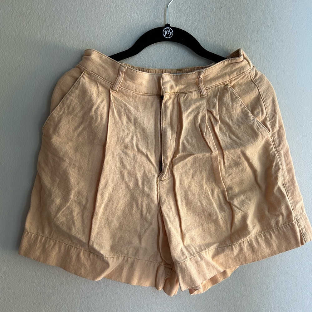 Abercrombie & Fitch Peach Shorts